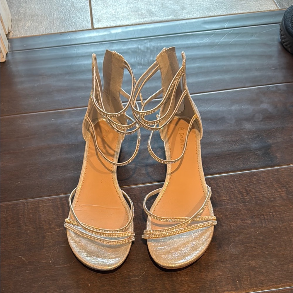 Dream Pairs Silver Strappy Heels